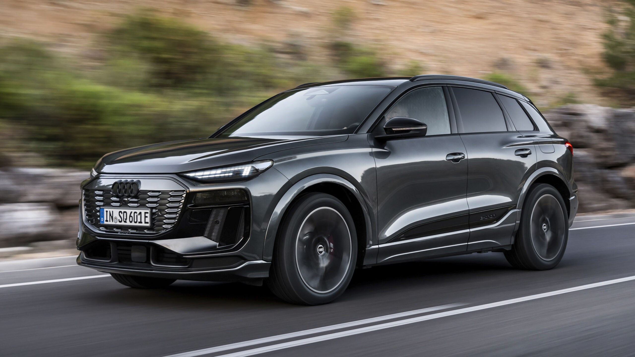 Audi Q6 E-Tron - Den Nya Familjefavoriten för Elektrisk SUV! - Motorextra