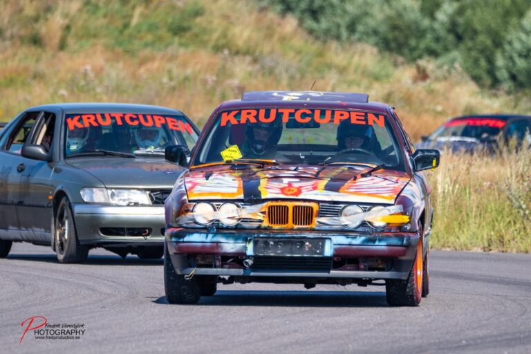 Krutcupen vid Sala SMK Motorbana – Folkets Favorit i Bilsport & En Kanons-säsong att Minnas!