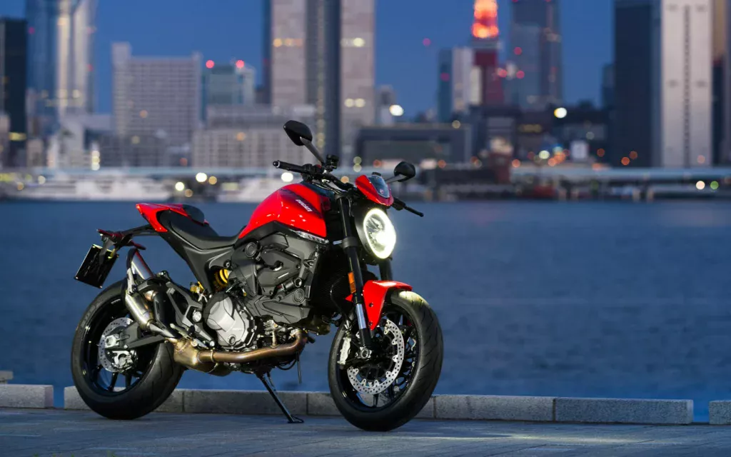 Ducati Monster – Ett Odjur med Sofistikerad Vildhet…