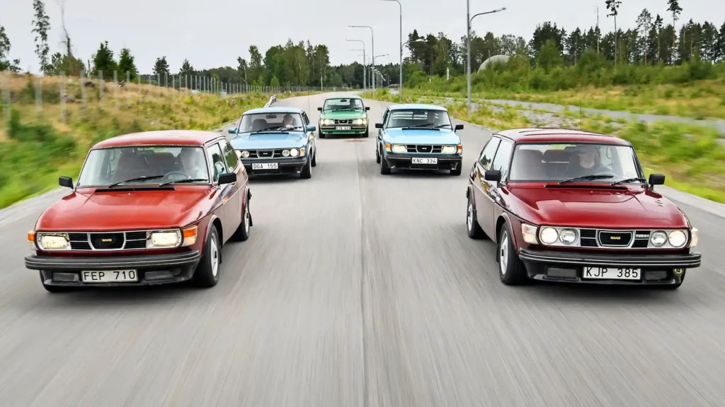 Saabfesten vid Trollhättan Motorfestival 9 Augusti vid Saabs ikoniska Testbana – Ett Paradis för Saab-älskare!